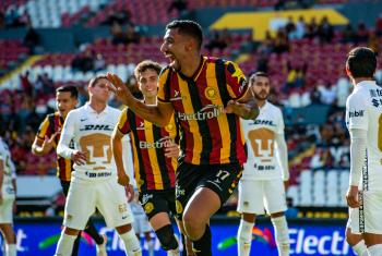 1er EQUIPO | Leones Negros